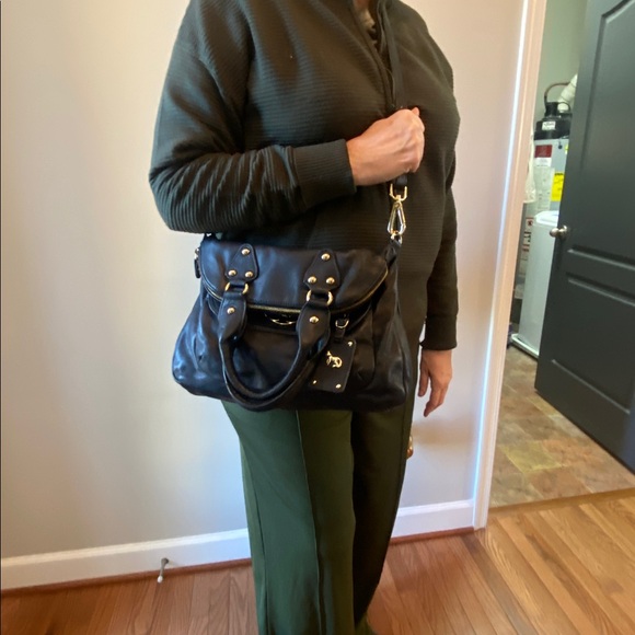 Emma Fox large black leather satchel with detachable crossbody/ shoulder strap. - Picture 12 of 12